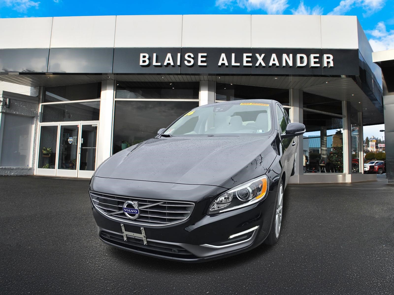 Used 2016 Volvo S60 T5 Inscription Platinum FWD image 8