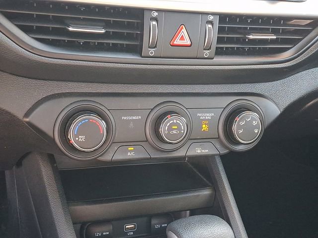 Certified 2022 Kia Forte LXS image 17