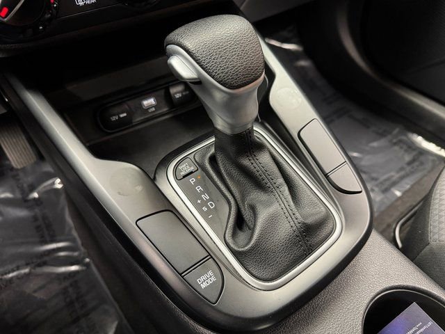 Used 2023 Kia Soul LX w/ LX Technology Package image 21