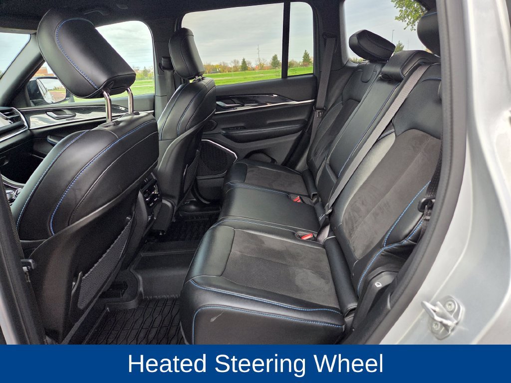 Used 2023 Jeep Grand Cherokee Trailhawk AWD/4WD image 37