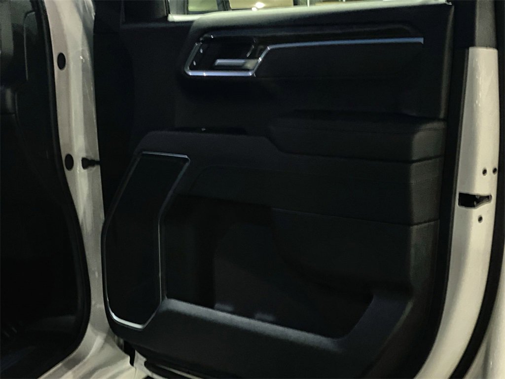 New 2026 GMC Sierra 1500 SLE image 42