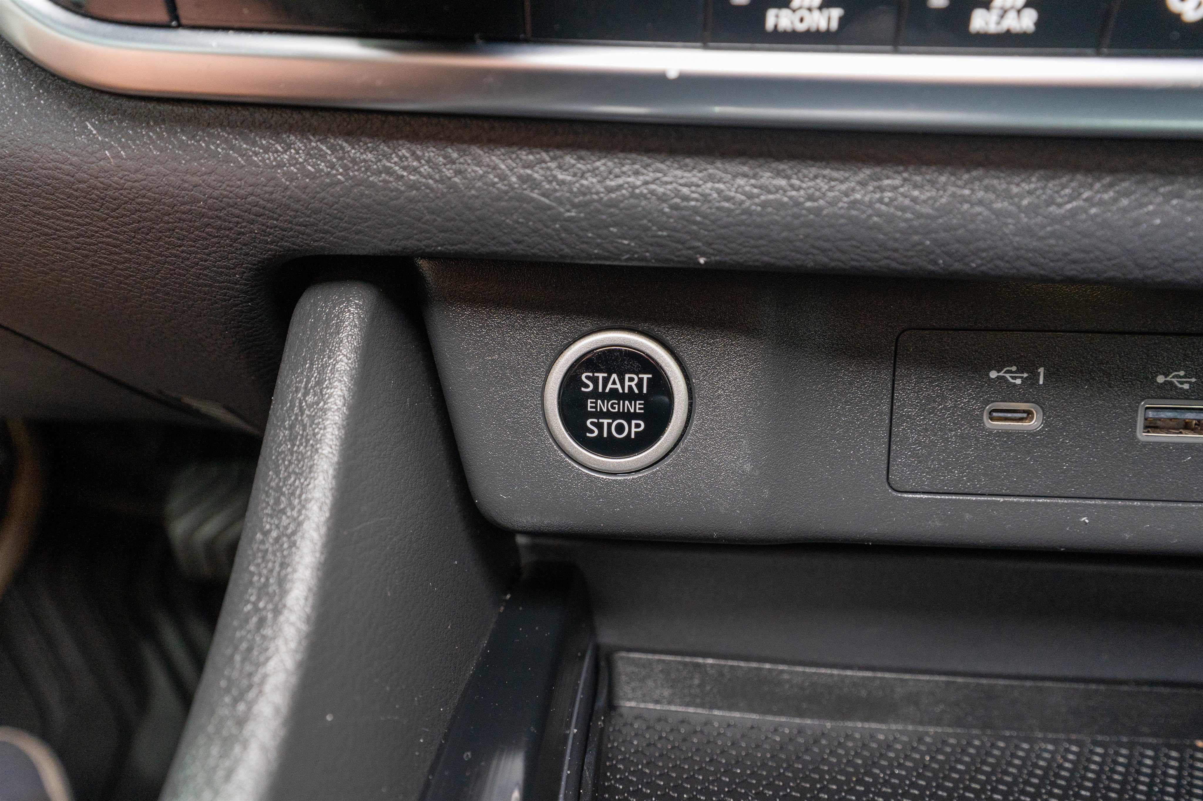 Used 2022 Nissan Rogue SV FWD image 20