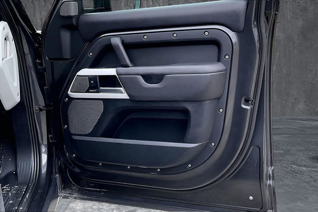 Certified 2024 Land Rover Defender 110 S image 28