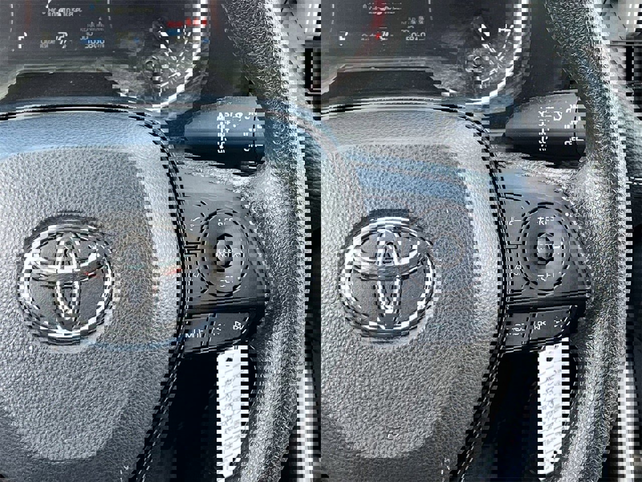 Used 2024 Toyota RAV4 LE image 14