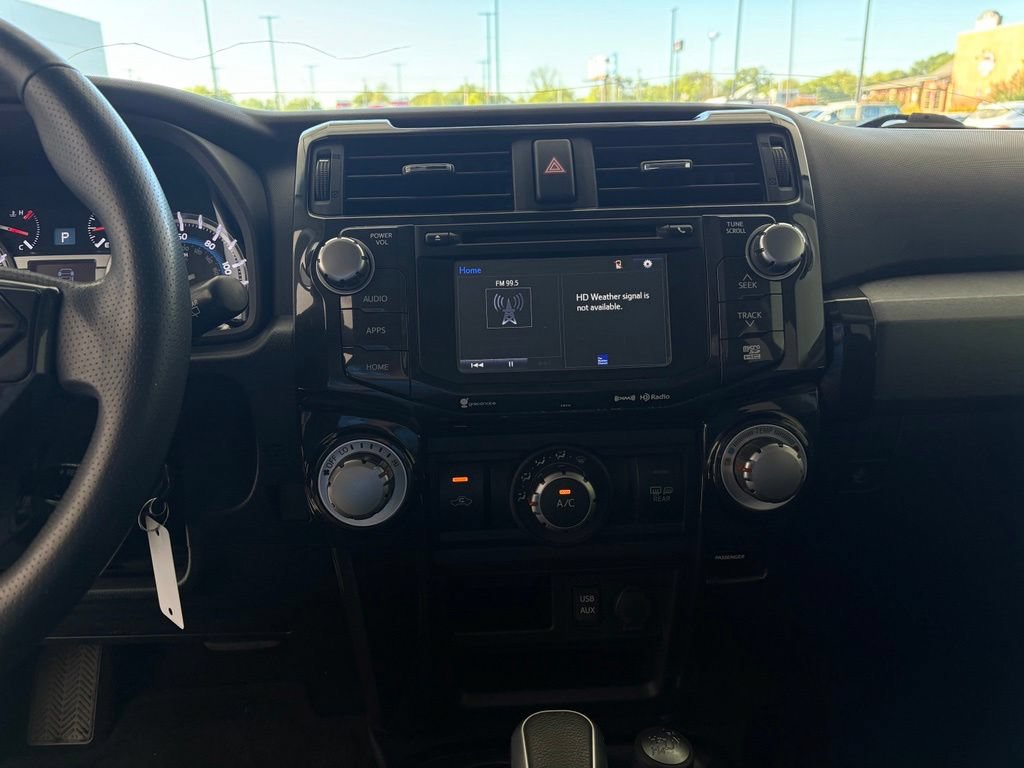 Used 2018 Toyota 4Runner TRD Off-Road AWD/4WD image 8