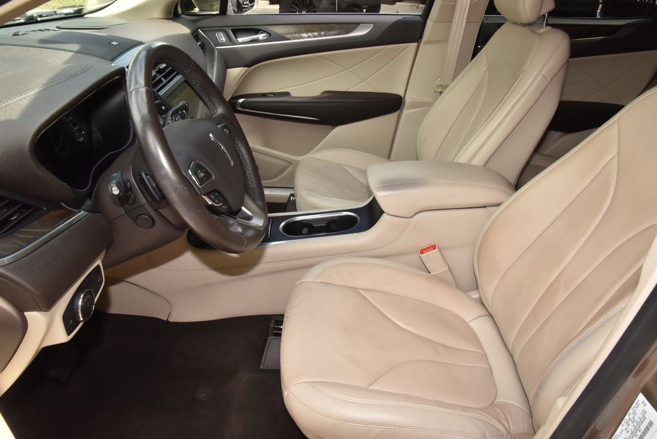 Used 2019 Lincoln MKC Reserve w/ MKC Technology Package FWD image 13