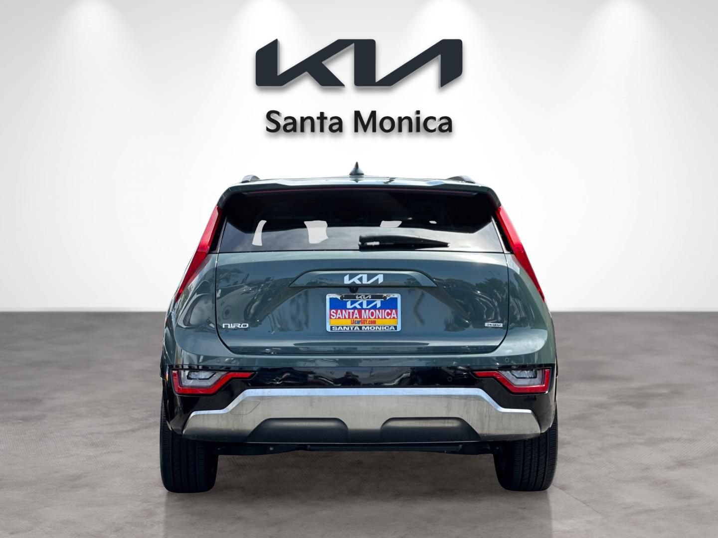 Certified 2024 Kia Niro SX Touring FWD image 5