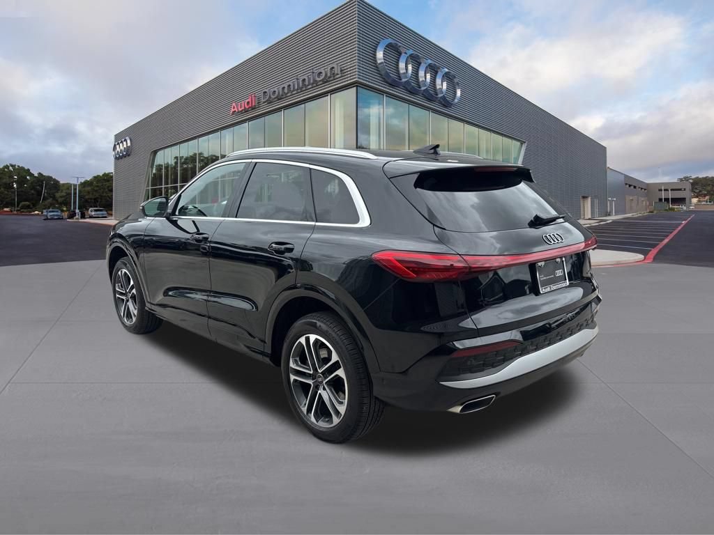 Certified 2025 Audi Q5 Premium w/ Convenience Package AWD/4WD image 9