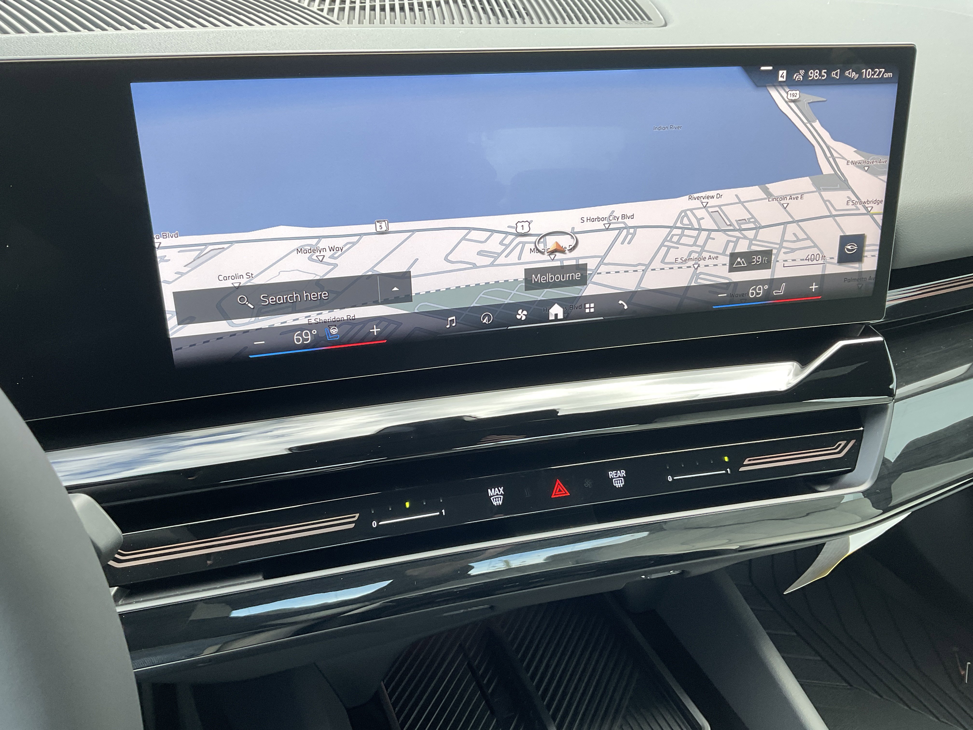 New 2026 BMW 530i w/ M Sport Package image 18