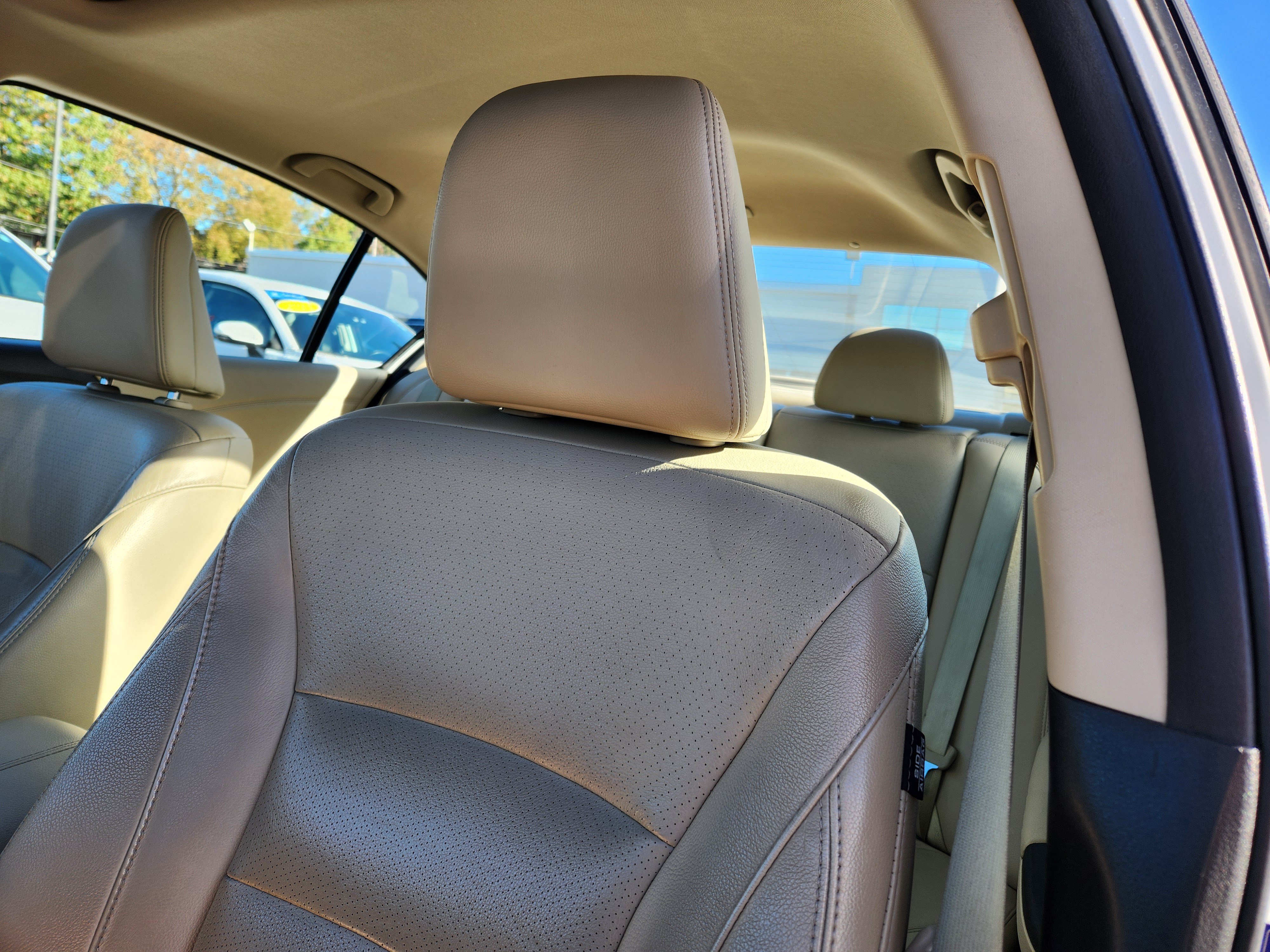Used 2016 Honda Accord EX-L image 10