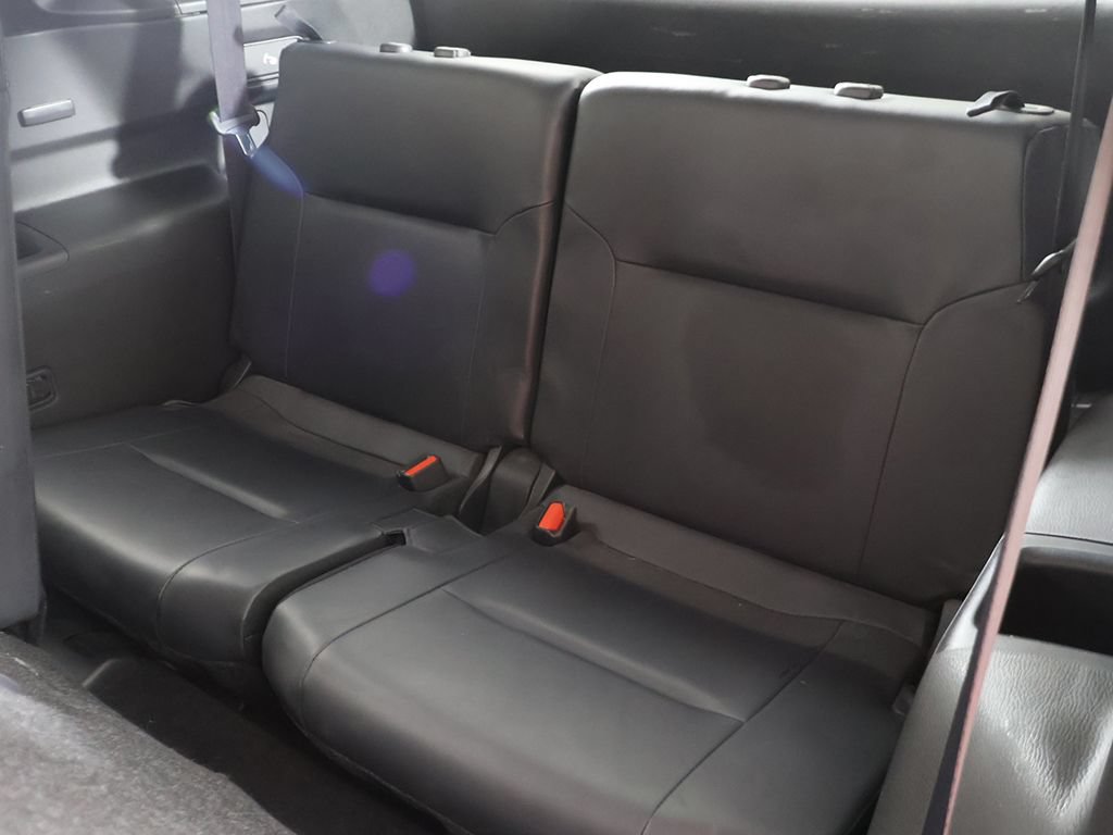 Used 2024 Mitsubishi Outlander SE Black Edition FWD image 32