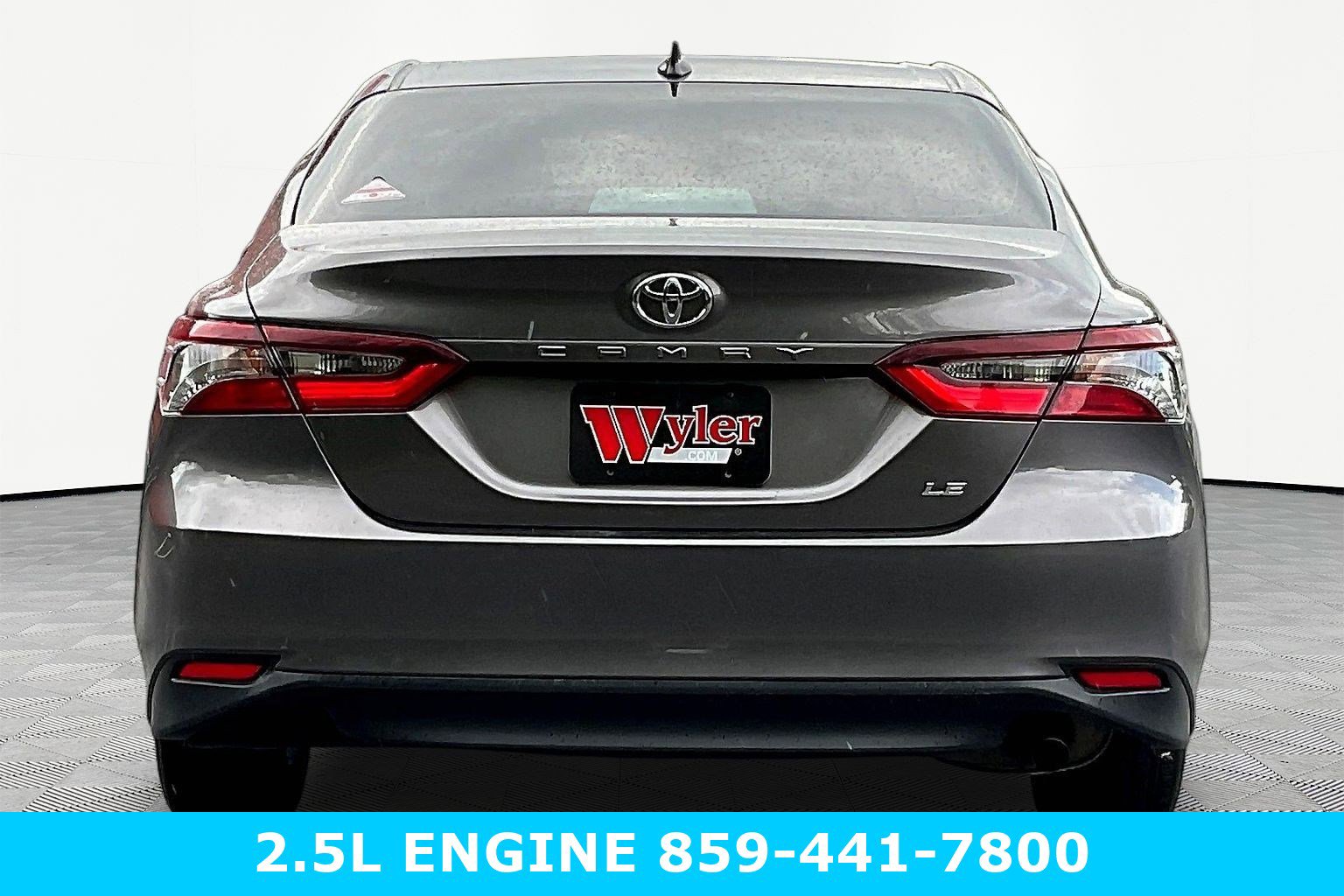 Used 2023 Toyota Camry LE FWD image 5