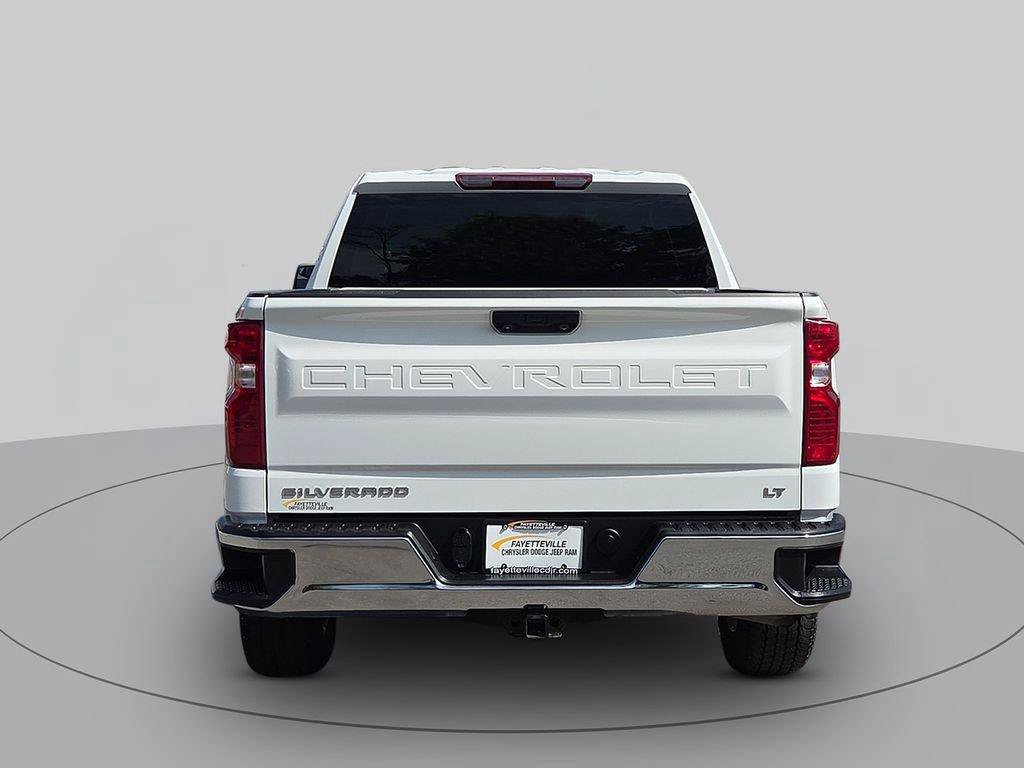 Used 2023 Chevrolet Silverado 1500 LT AWD/4WD image 4