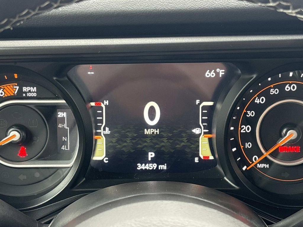 Used 2025 Jeep Wrangler Unlimited Rubicon image 16