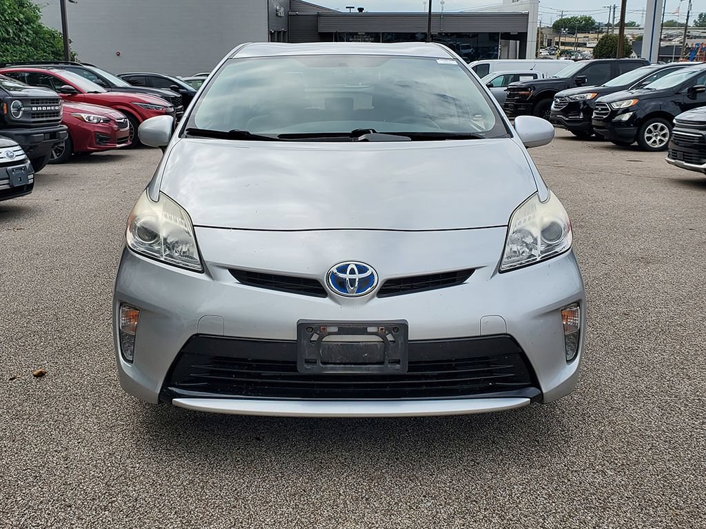 Used 2012 Toyota Prius Two FWD image 2