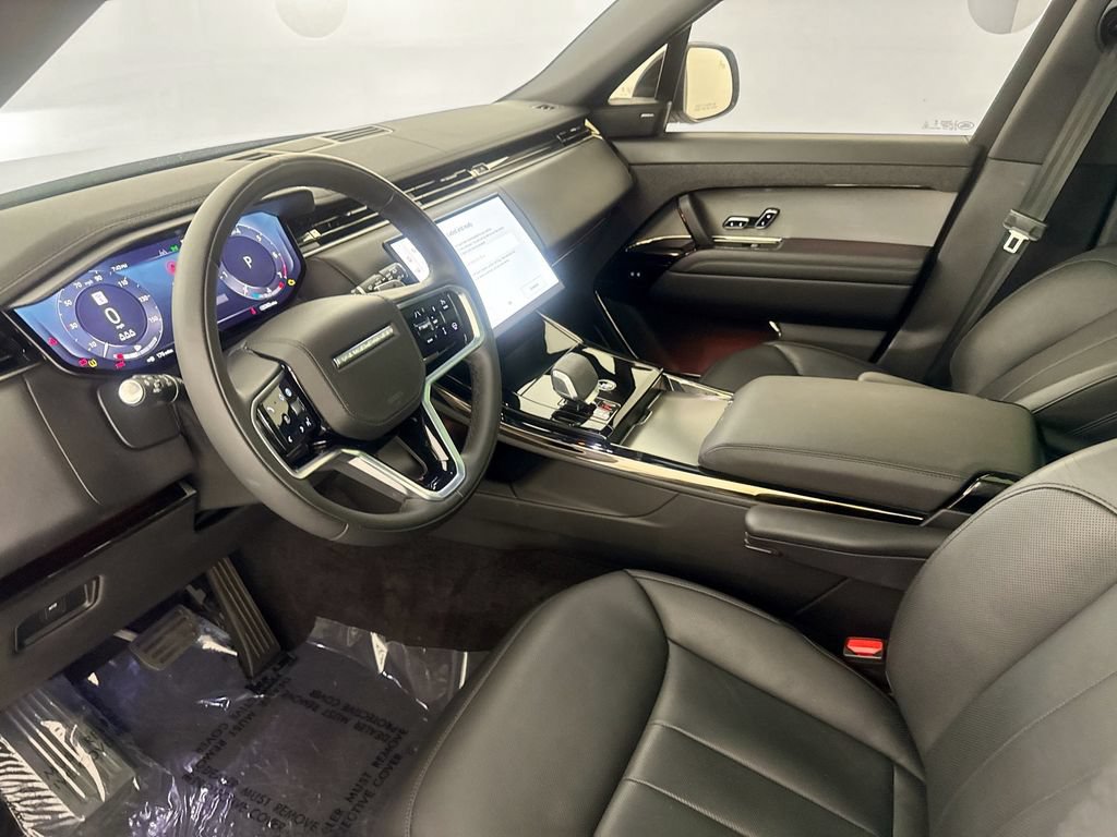 Used 2024 Land Rover Range Rover Sport SE AWD/4WD image 8
