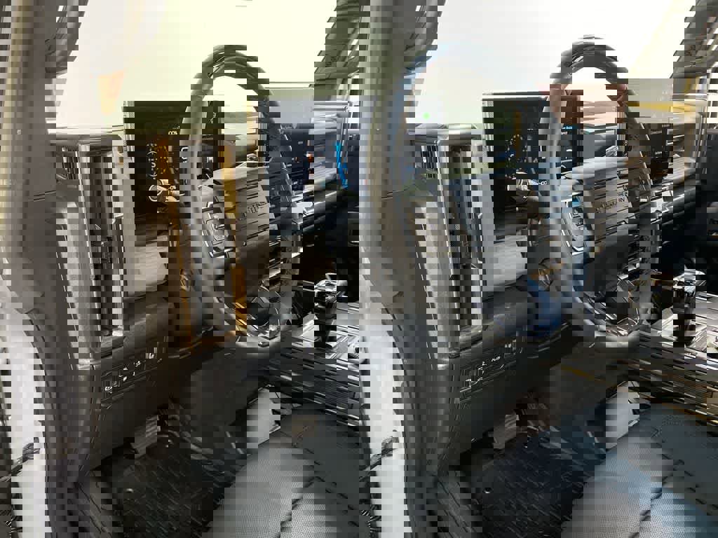 Used 2024 GMC Hummer EV 2X AWD/4WD image 2