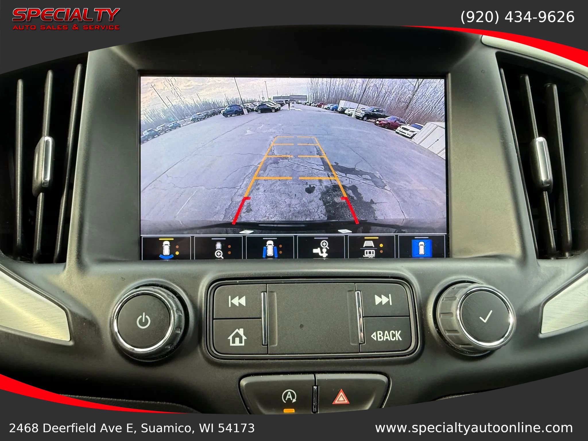 Used 2022 GMC Terrain SLT w/ Tech Package image 22