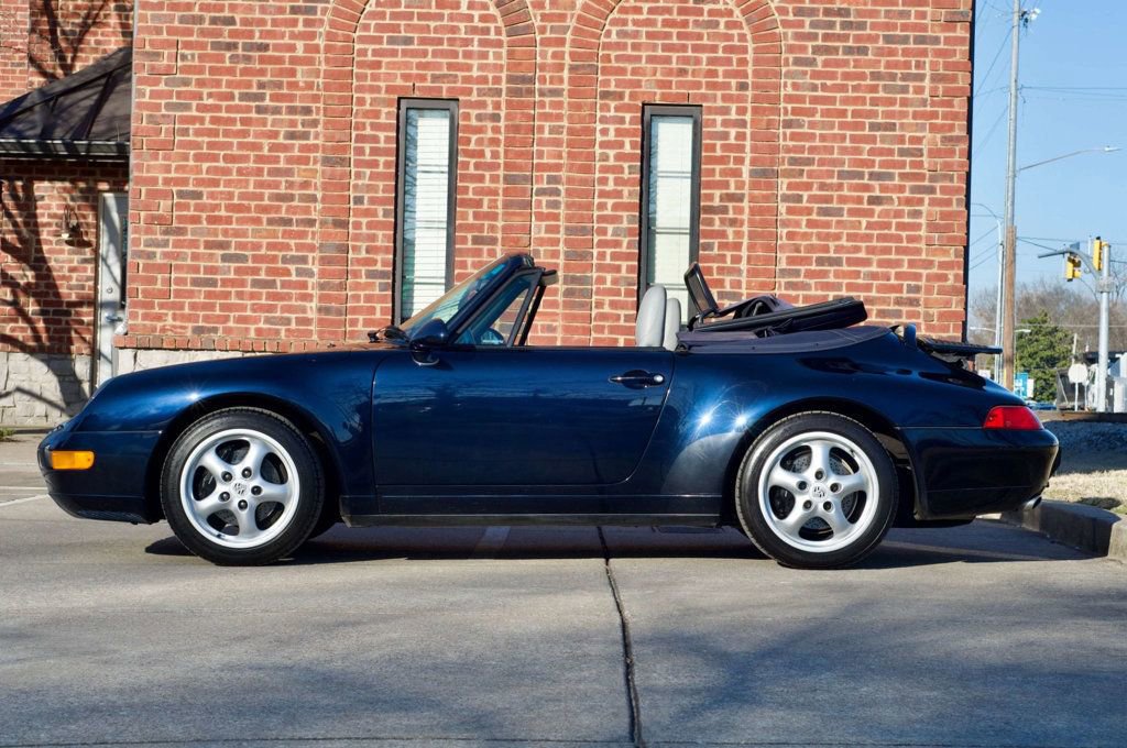 Used 1995 Porsche 911 Carrera image 8