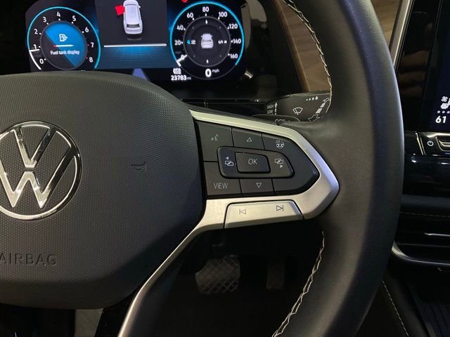 Used 2025 Volkswagen Atlas SE FWD image 13
