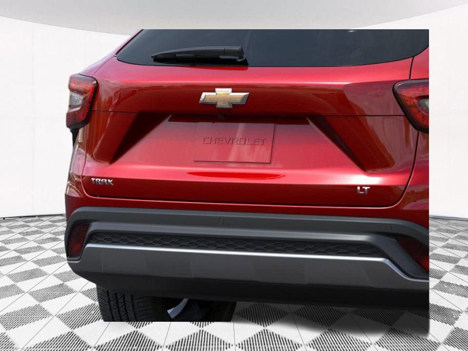 New 2026 Chevrolet Trax LT w/ Driver Confidence Package FWD image 22