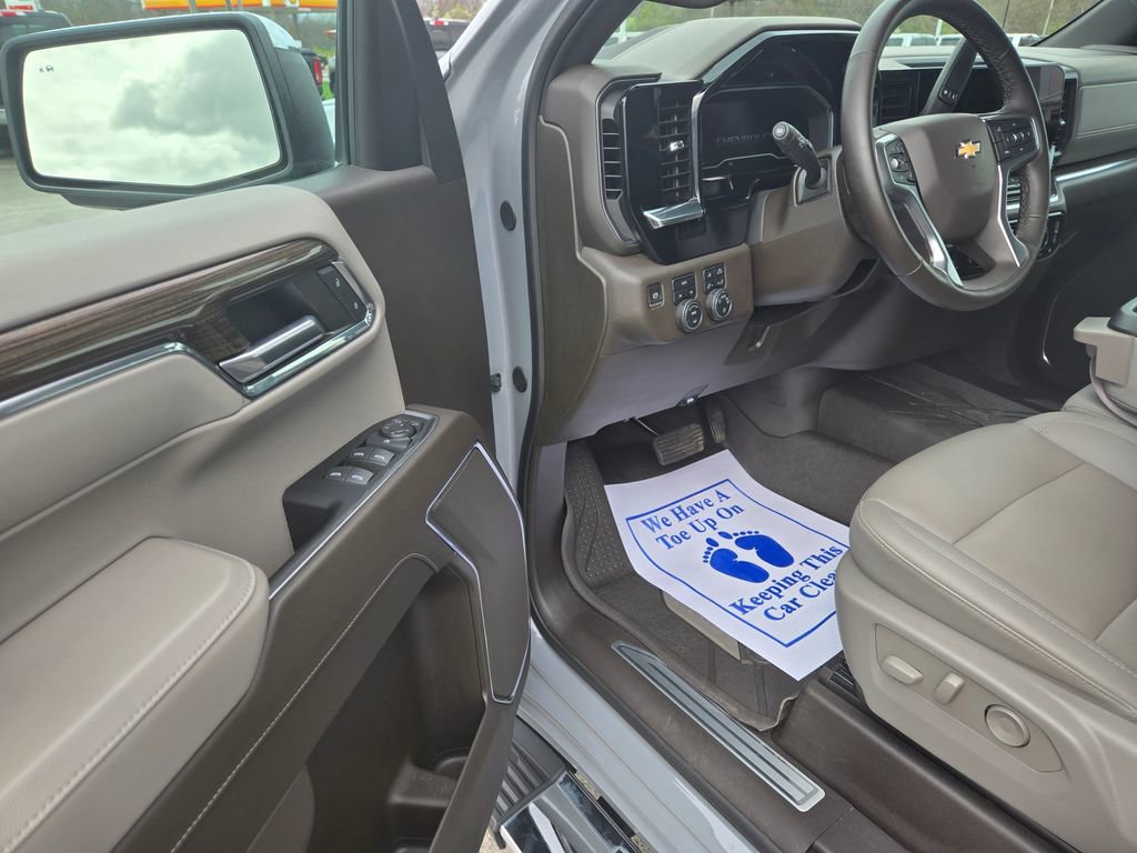 Used 2024 Chevrolet Silverado 1500 LT w/ All Star Edition Plus image 6