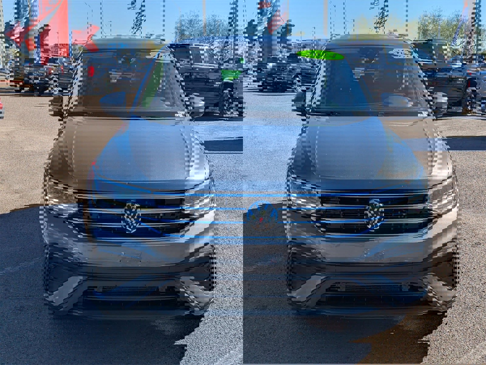 Used 2024 Volkswagen Tiguan SE image 9