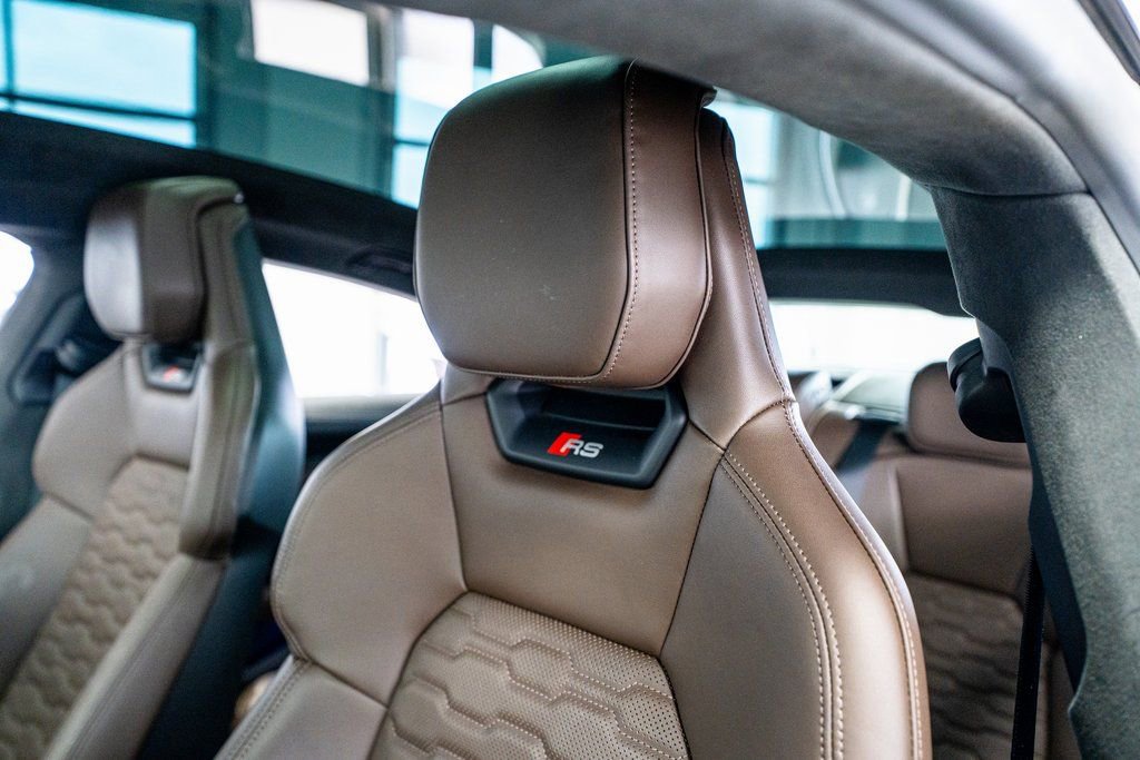 Used 2024 Audi RS e-tron GT w/ Carbon Performance Package image 39