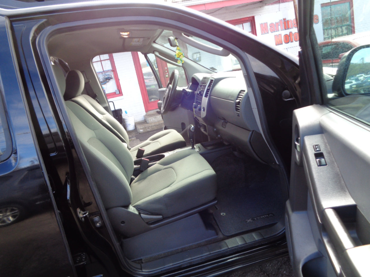 Used 2011 Nissan Xterra S image 16