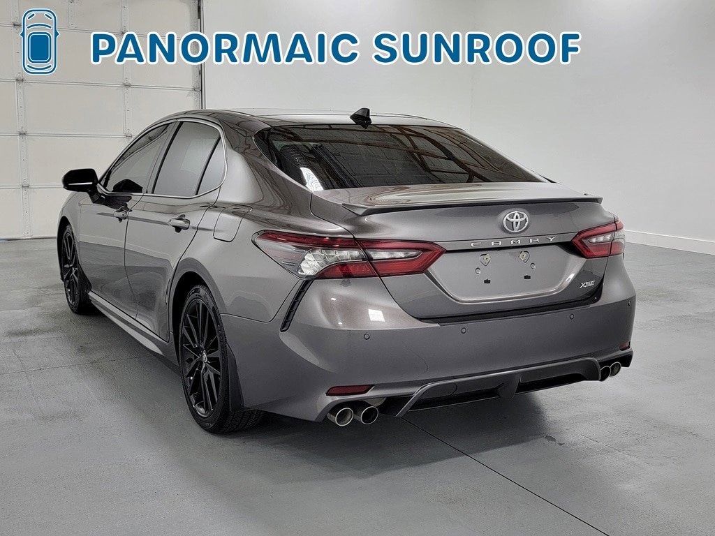 Used 2023 Toyota Camry XSE FWD image 6