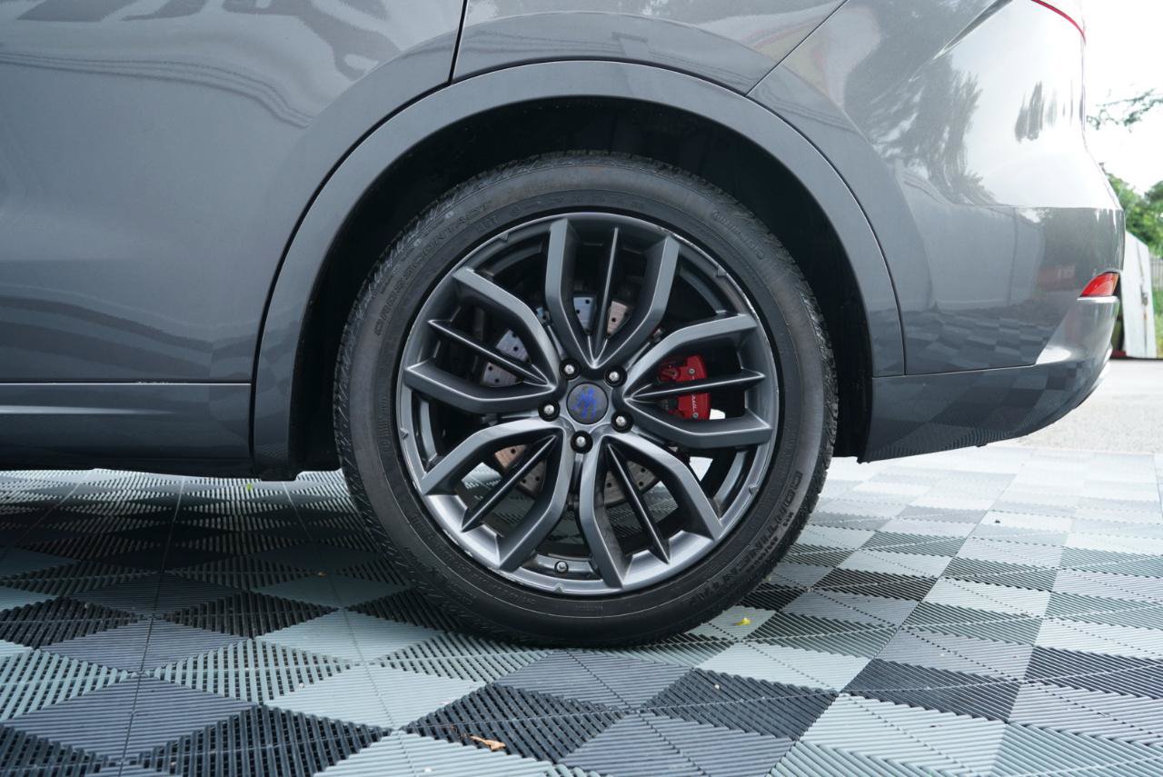 Used 2018 Maserati Levante S GranSport AWD/4WD image 83
