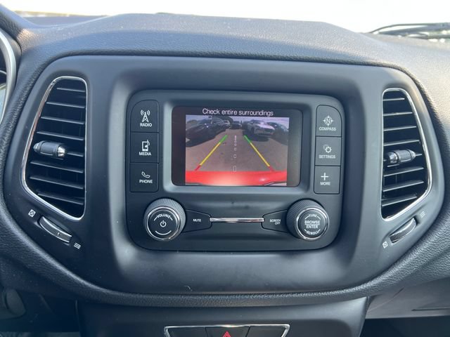 Used 2018 Jeep Compass Sport AWD/4WD image 23