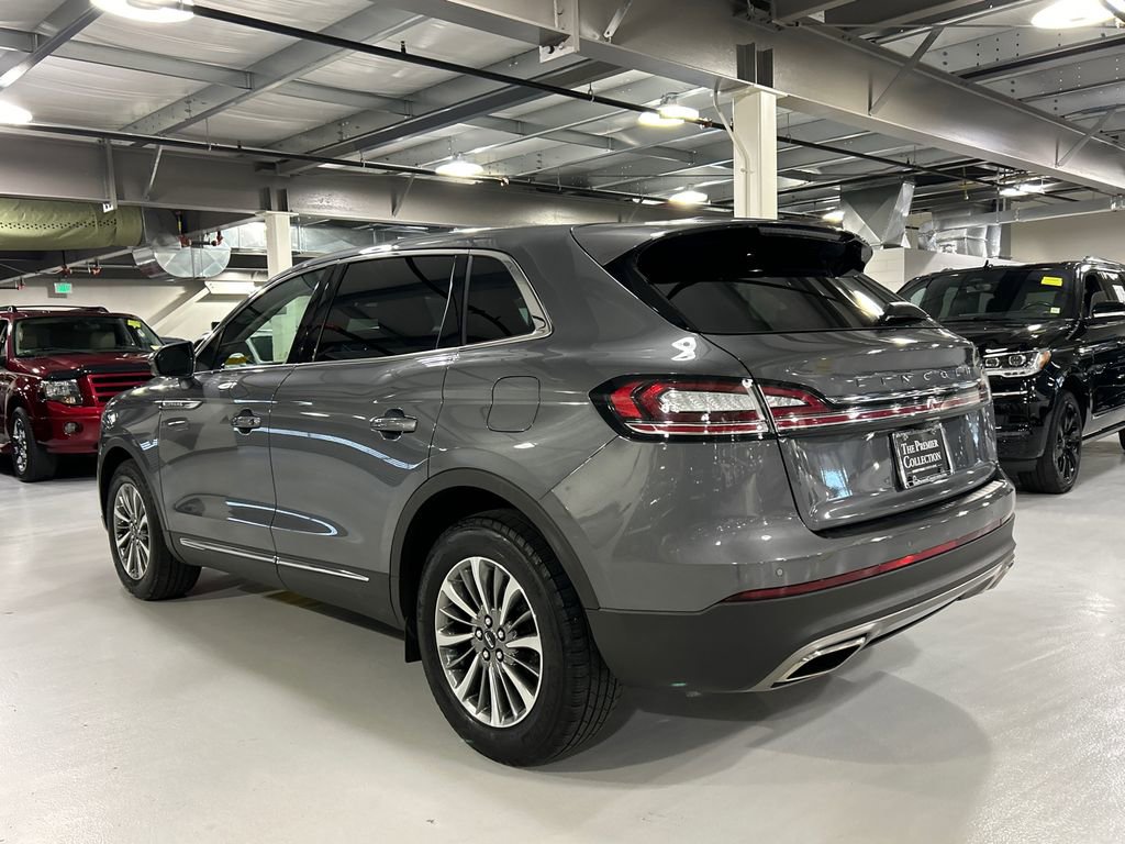 Used 2022 Lincoln Nautilus AWD w/ Premium Package image 4