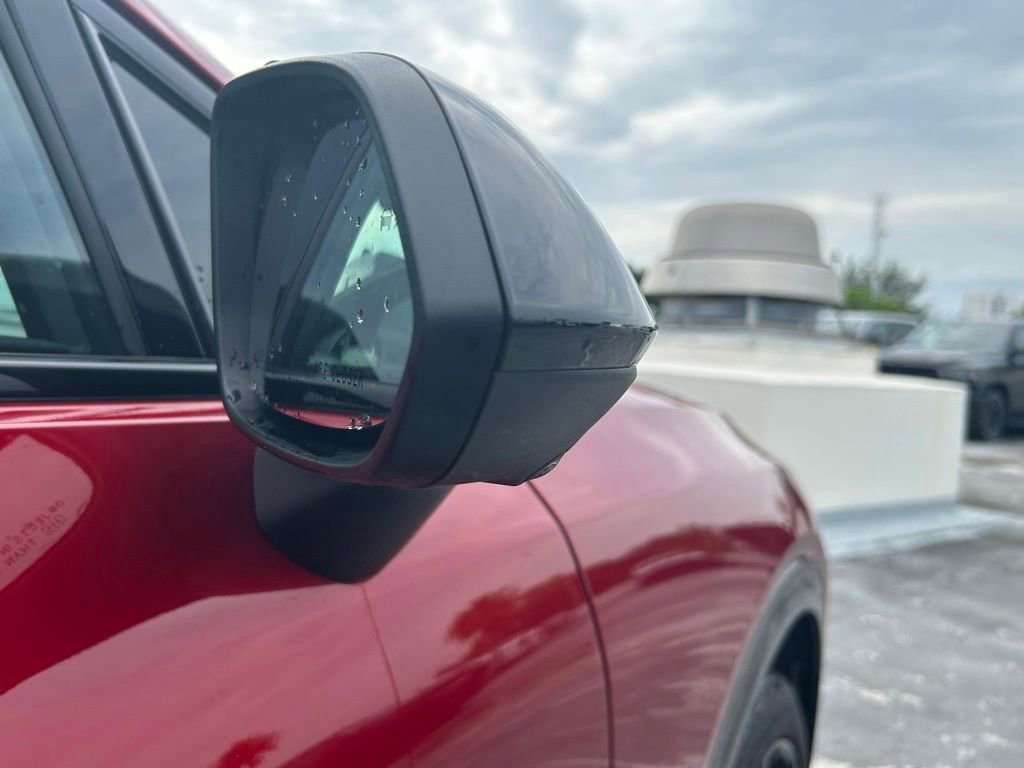 Used 2025 Chevrolet Equinox EV RS FWD image 35