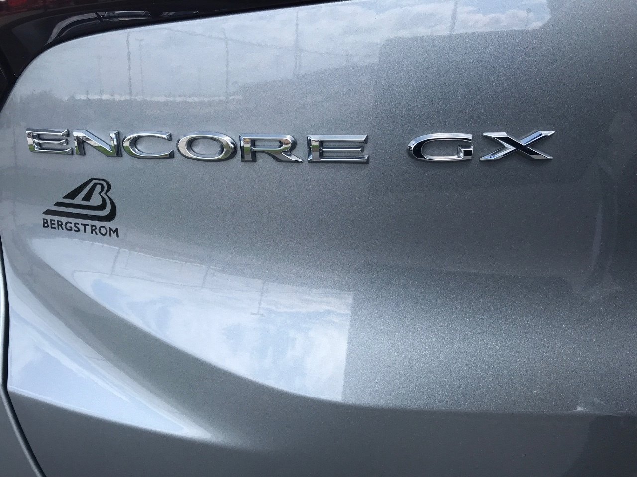 Certified 2023 Buick Encore GX Select w/ Sport Touring Package FWD image 25