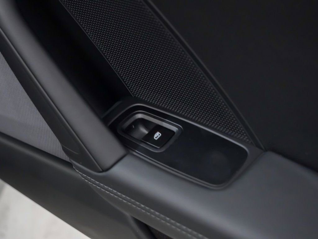 New 2026 Porsche 911 Carrera T image 16