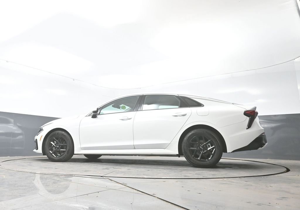 Used 2025 Kia K5 LXS image 54