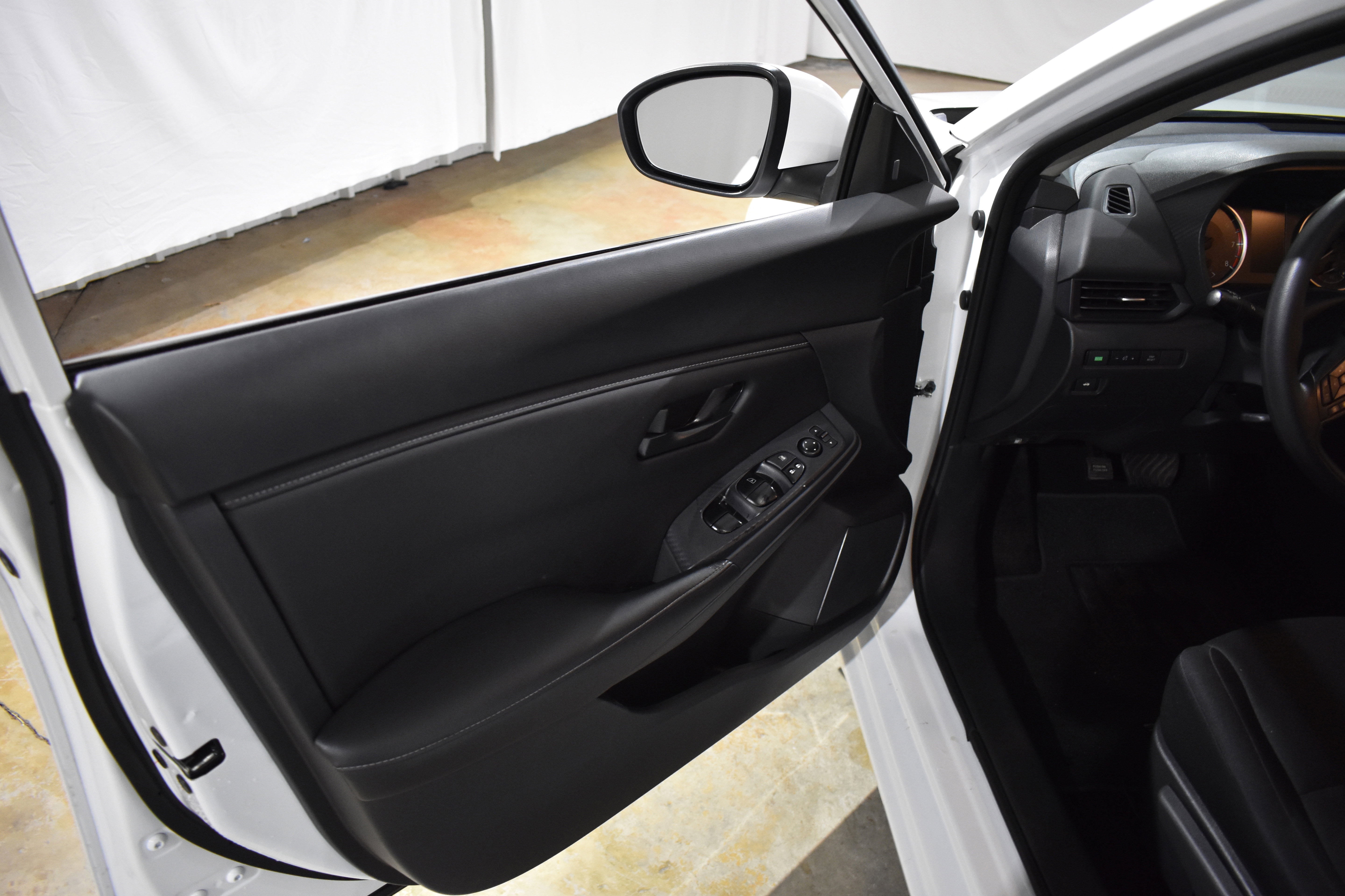 Used 2024 Nissan Sentra S image 13