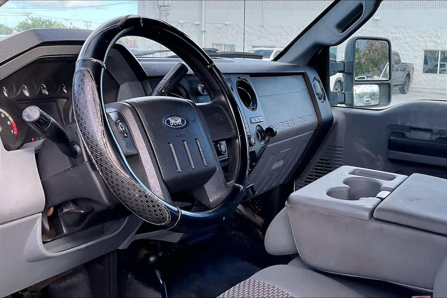 Used 2012 Ford F250 XL w/ FX4 Off Road Pkg AWD/4WD image 12
