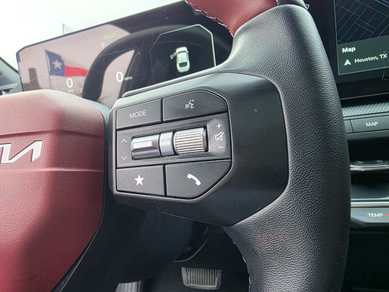 Used 2025 Kia K4 GT-Line w/ GT-Line Premium Package FWD image 14
