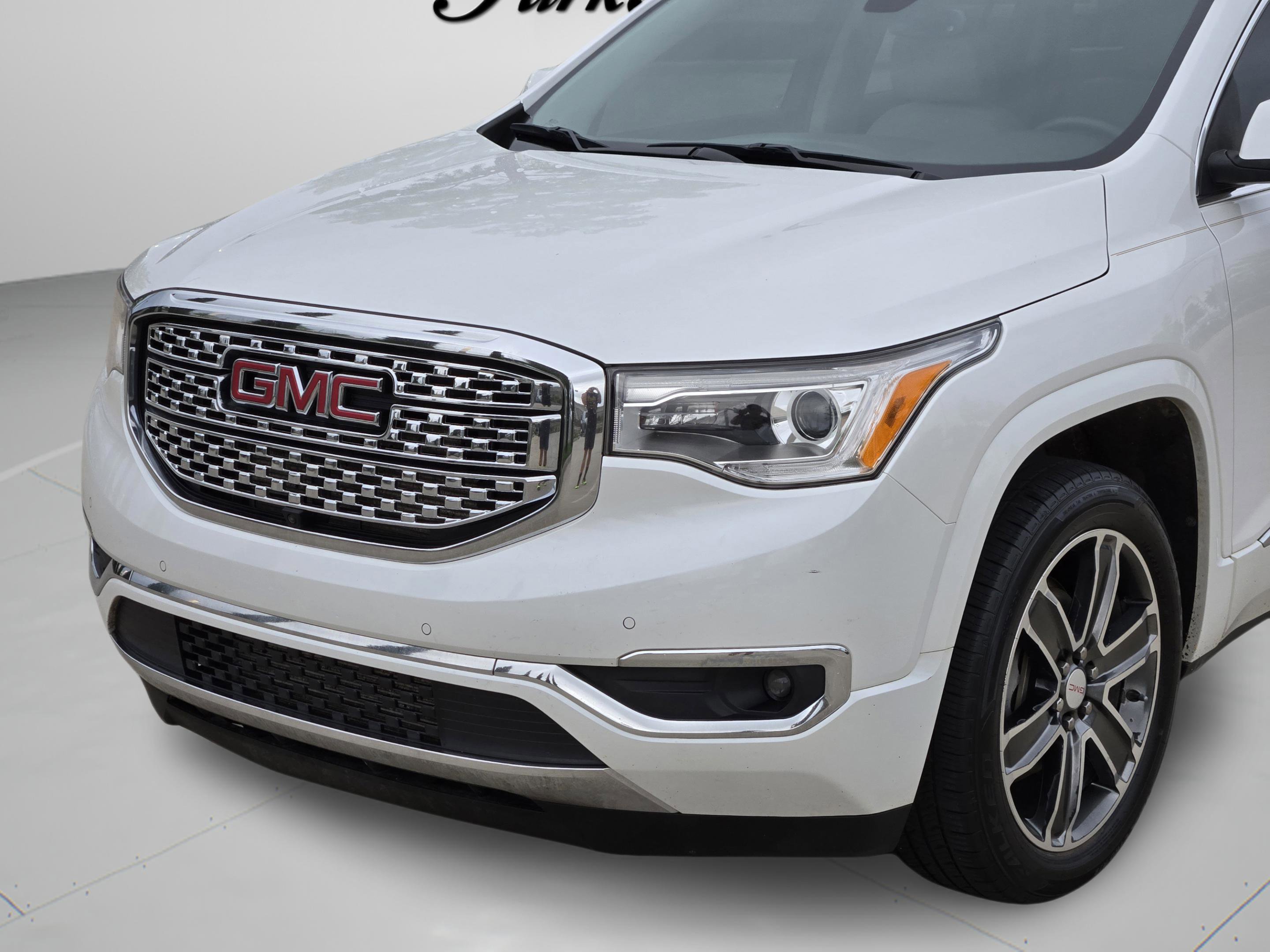 Used 2017 GMC Acadia Denali w/ Technology Package image 30