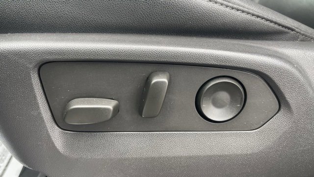 Used 2024 GMC Sierra 2500 SLT w/ SLT Premium Package image 13