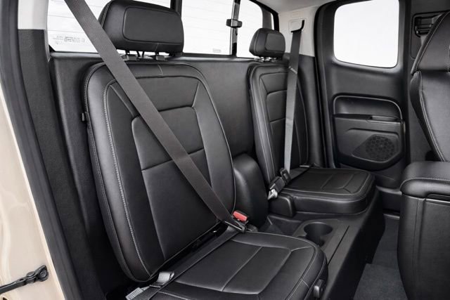 Used 2021 Chevrolet Colorado ZR2 w/ ZR2 Dusk Special Edition image 19