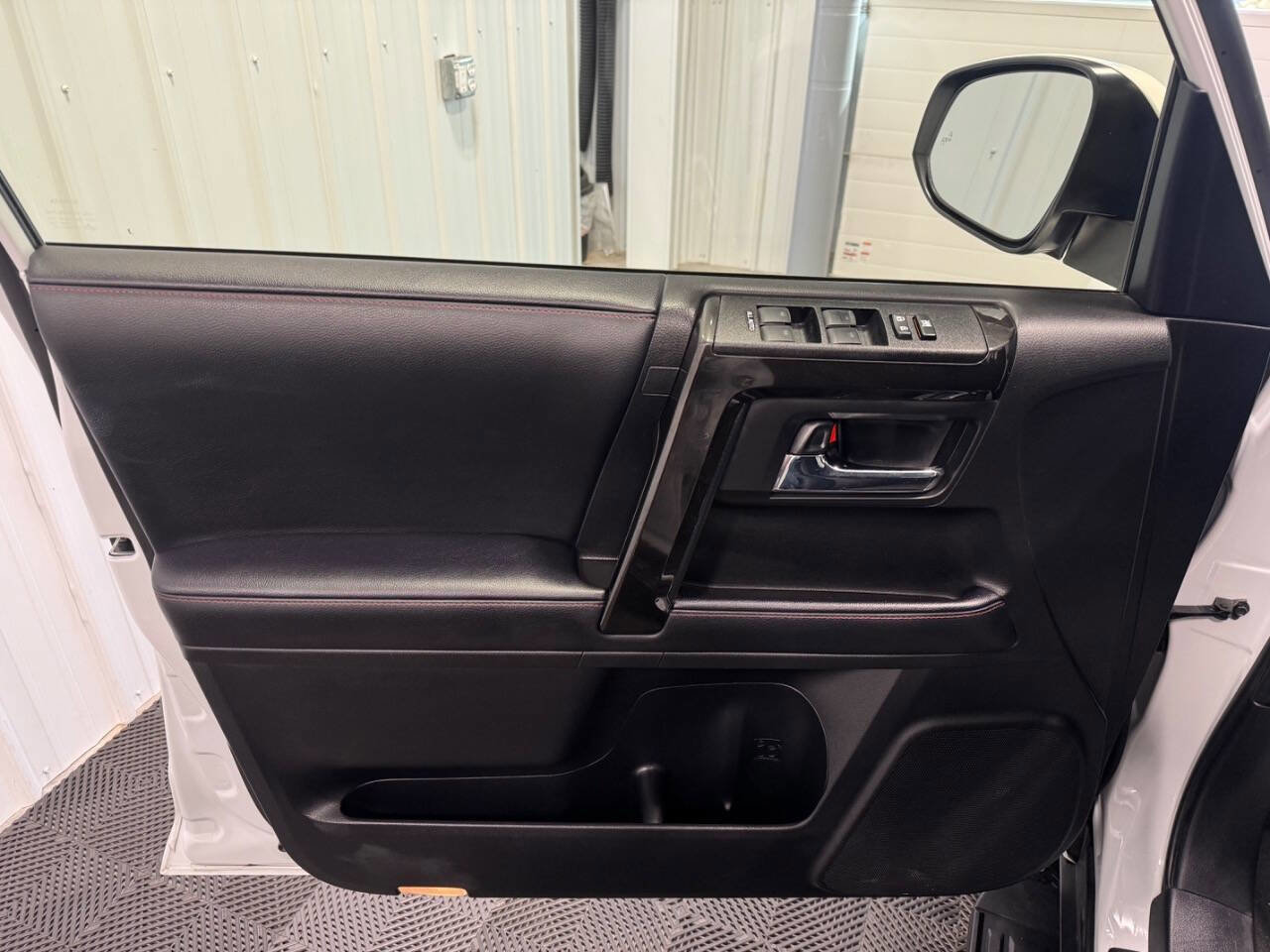Used 2024 Toyota 4Runner TRD Off-Road image 9