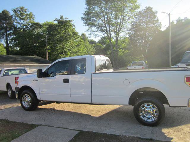 Used 2013 Ford F150 XL w/ Mid Equipment Group AWD/4WD image 2