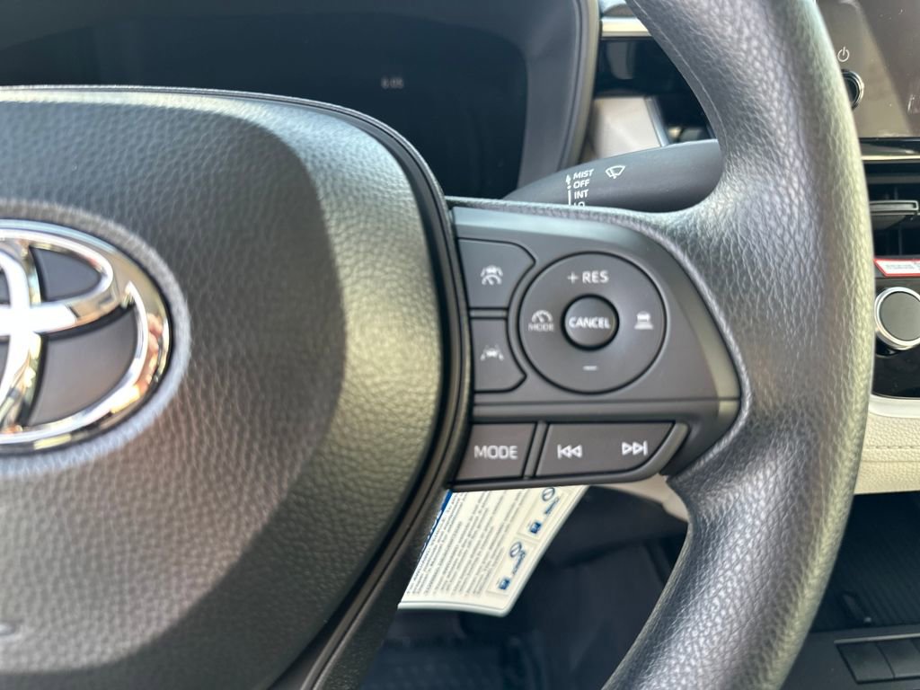 New 2026 Toyota Corolla Cross L image 19