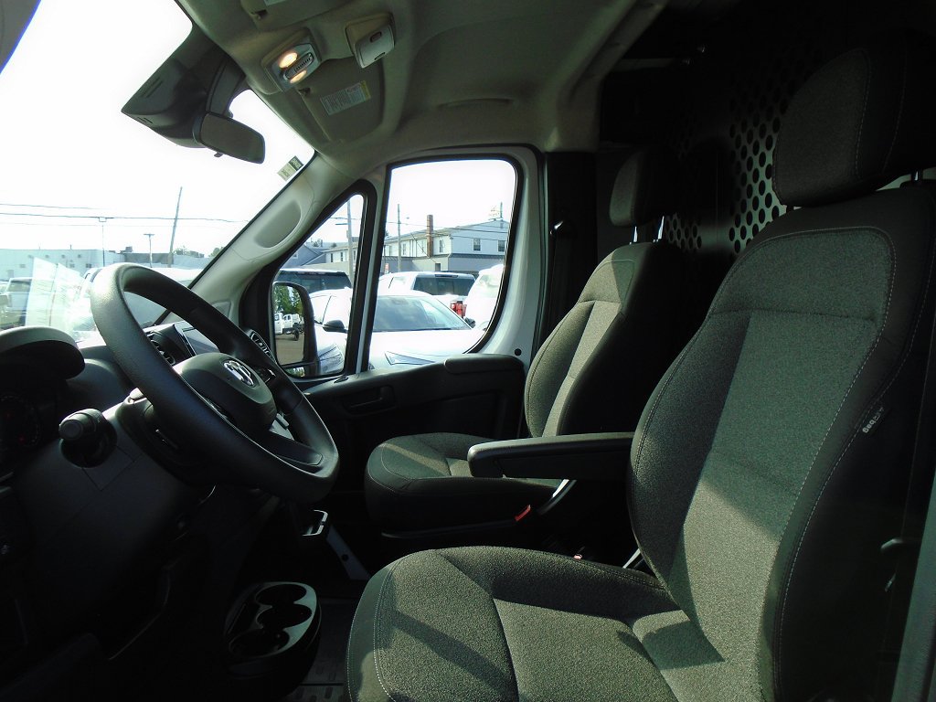 Used 2025 RAM ProMaster 2500 w/ U-Haul Equipment Group FWD image 6