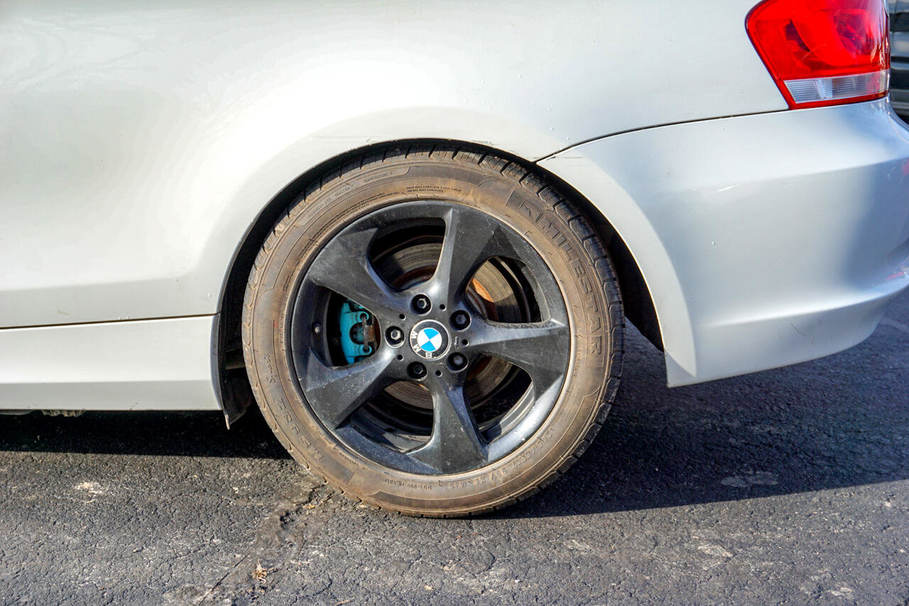 Used 2012 BMW 128i Convertible image 30