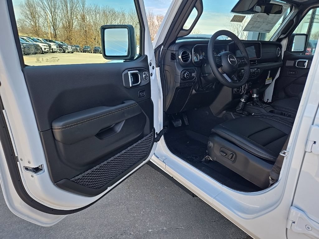 New 2026 Jeep Gladiator Mojave AWD/4WD image 34