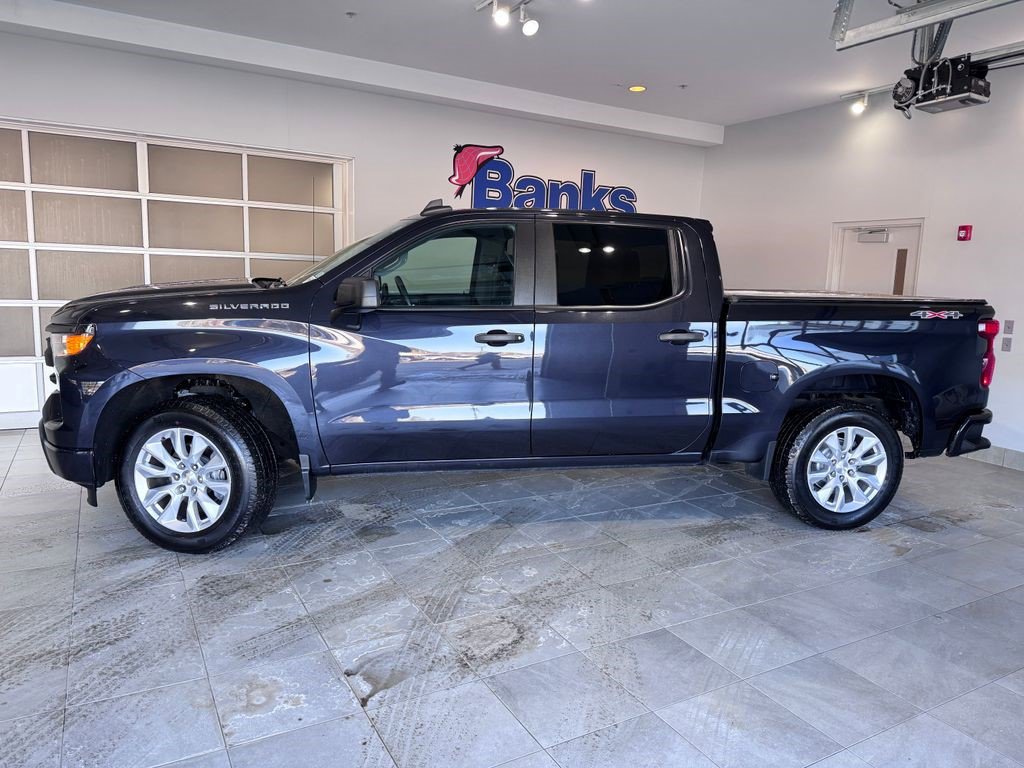 Certified 2022 Chevrolet Silverado 1500 Custom image 5